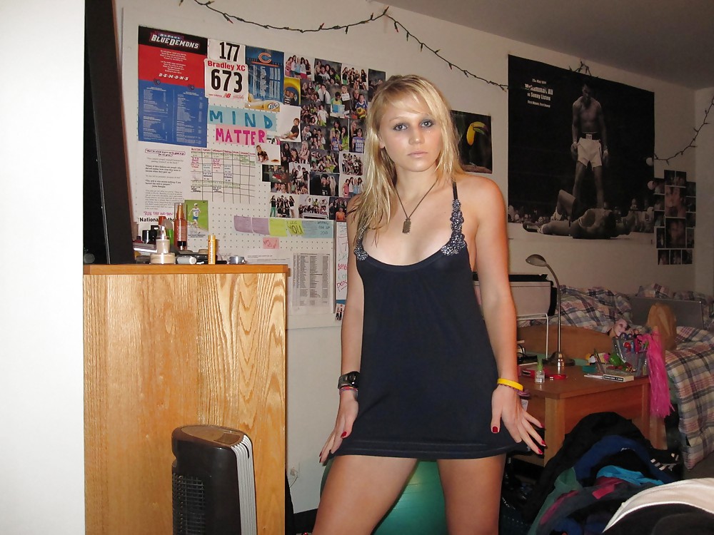 Free Blonde teen photos