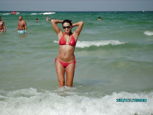 Free Maybe not facebook, but some very nice nn photos