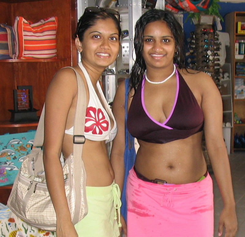 Sri Lankan Girls