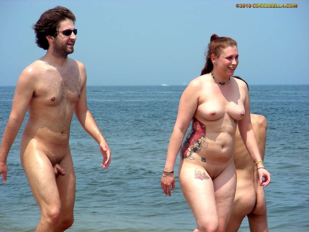 Free Nudists - family - beach Sandy Hook photos