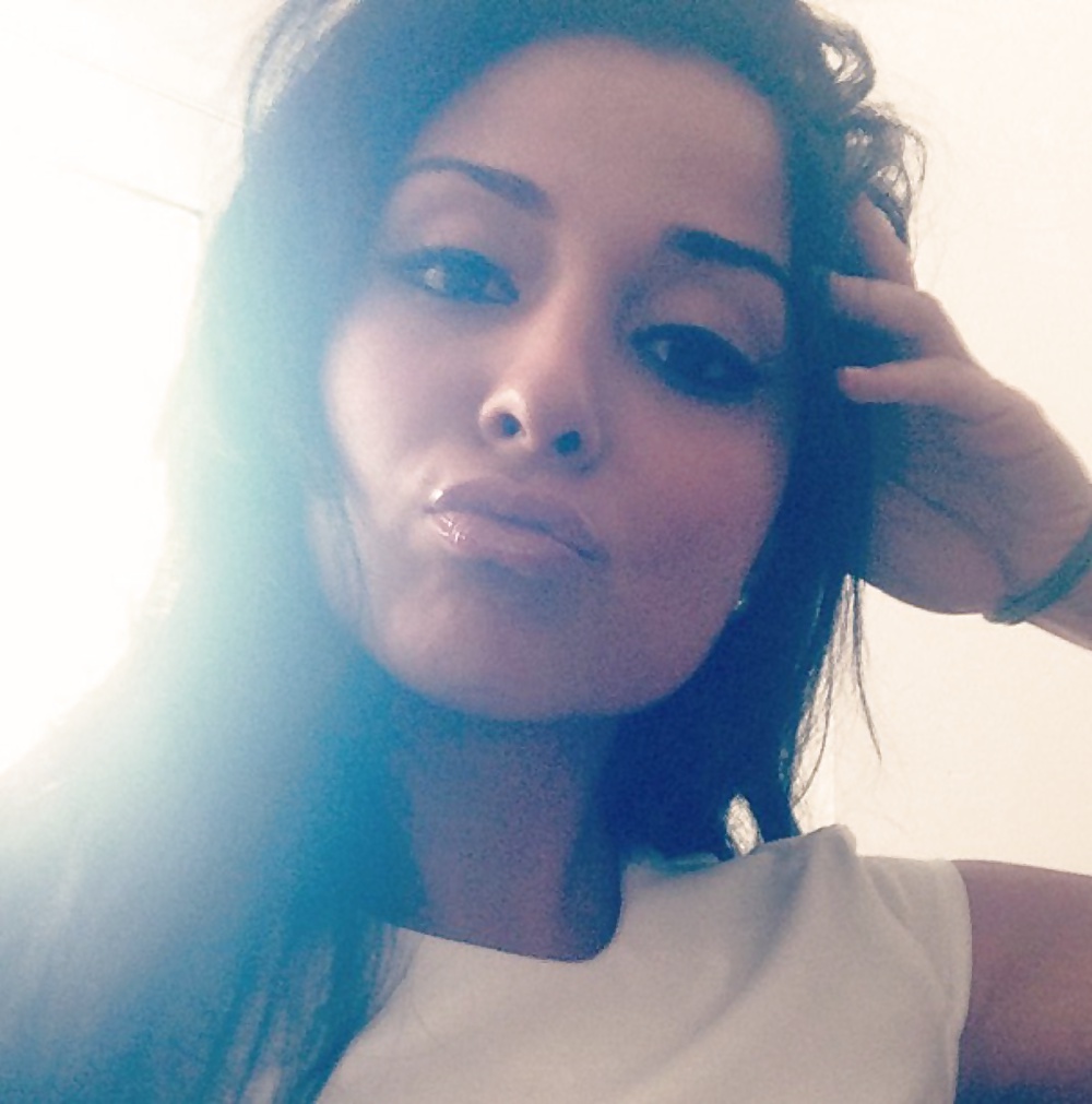 Free Iranian Teen Slut Behi photos