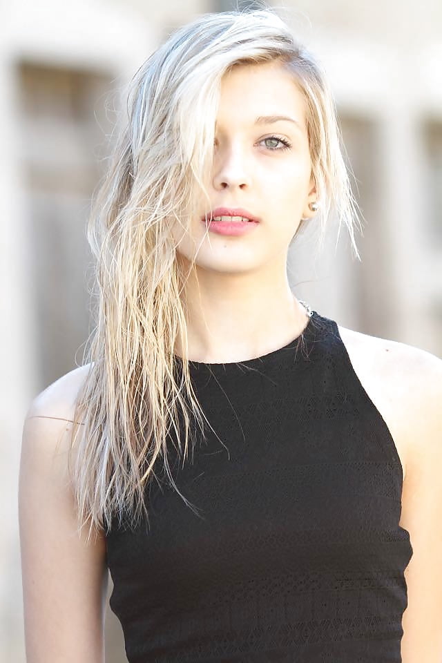 Free Bonnes petites putes photos