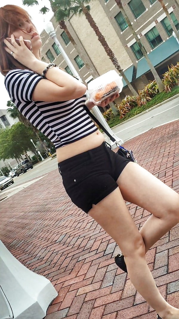 Free ass spy creep tweet photos