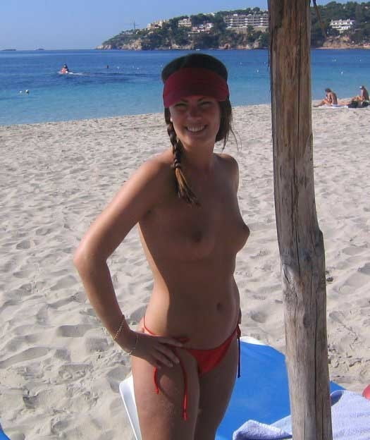 Nudist,topless...all amateur! Rate and Comment ! - 77 Photos 