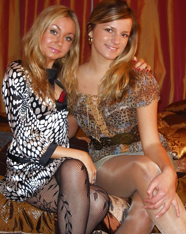 Free Pantyhose mix 34 photos