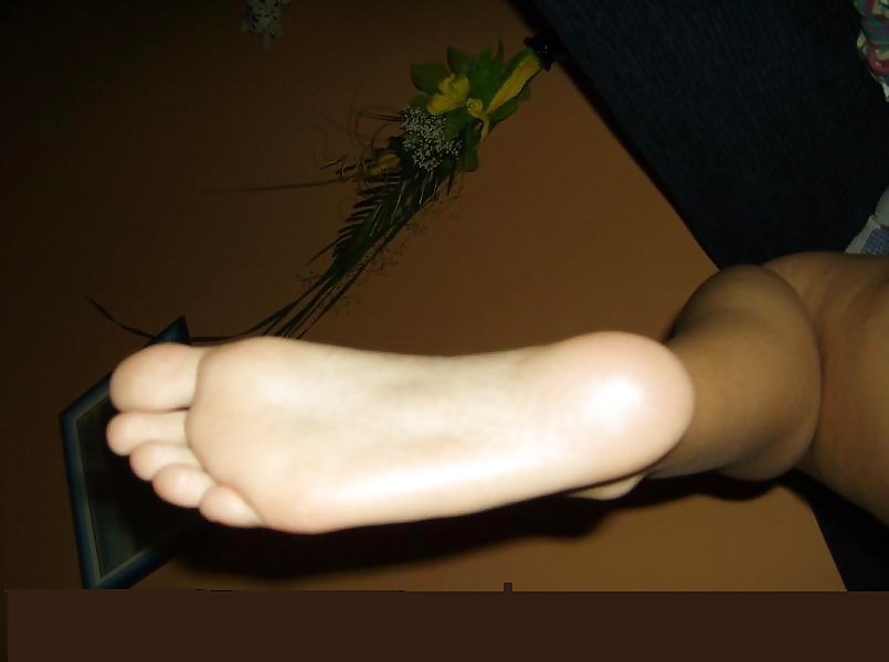 Free Beautiful feet photos