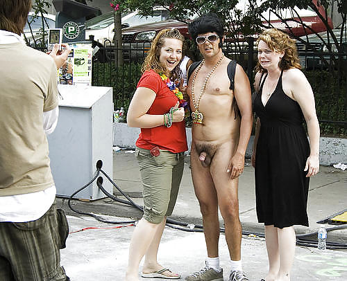 Free Women and cock in public (CFNM fun) photos