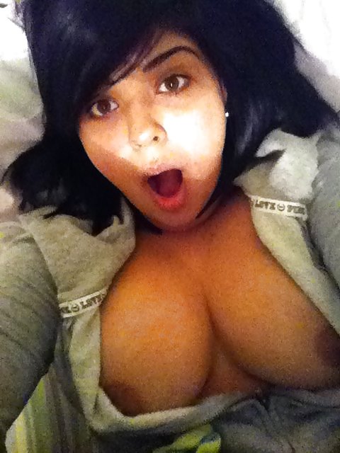 Free Big Tits Self Shot photos