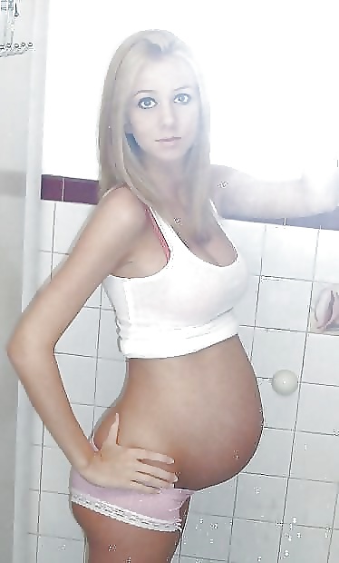 Free Young pregnant bitches photos