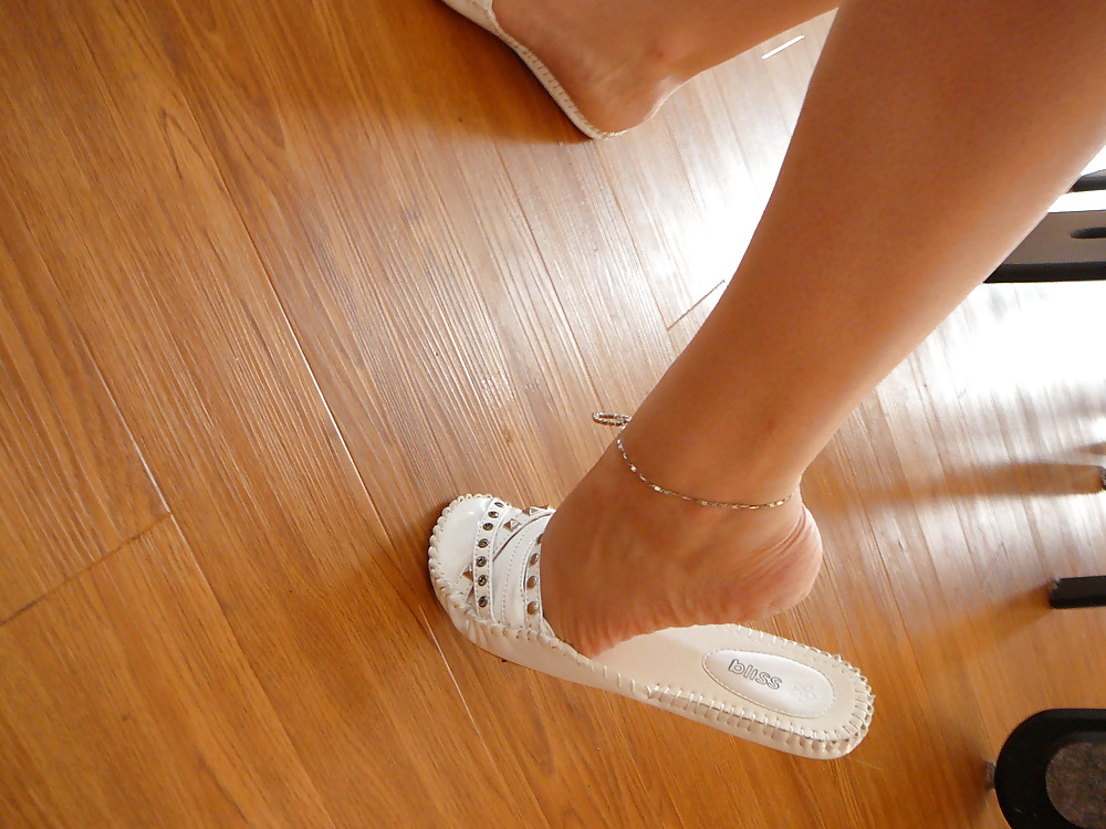 Free smell my feet photos