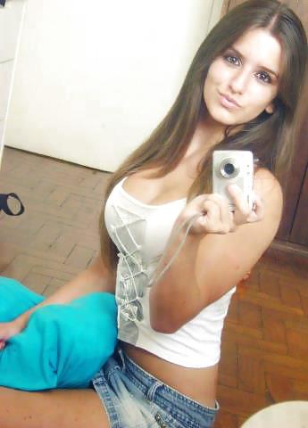 Free Teen Facebook Selfshots - Real Amatuers photos