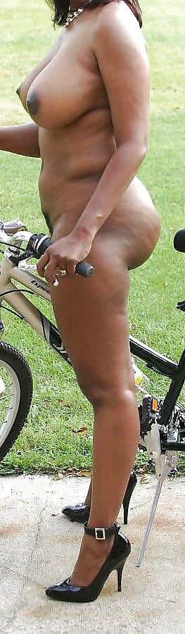 Free Pedaling pussy 2 photos