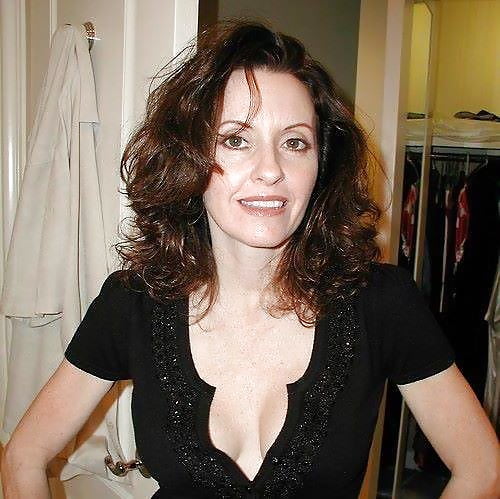 Free Nothing compares to an old cougar (91) photos