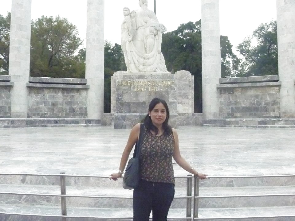 Free Diana Fuentes Tamalona photos