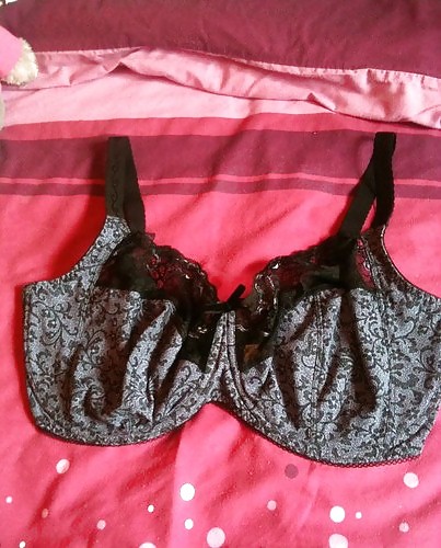 Free Used J and K cup Bras photos
