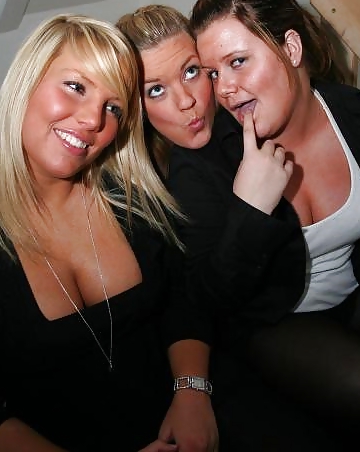 Free Danish teens-24-dildoes party cleavage photos