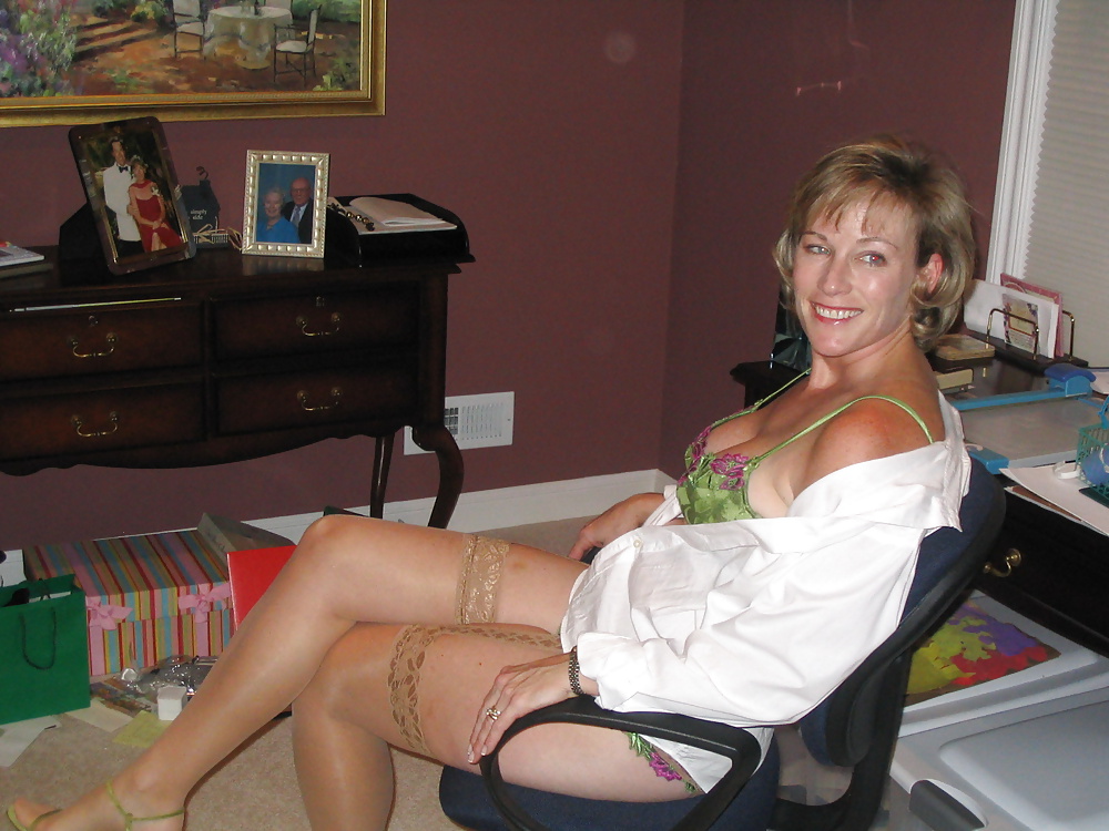 Free classy milf photos