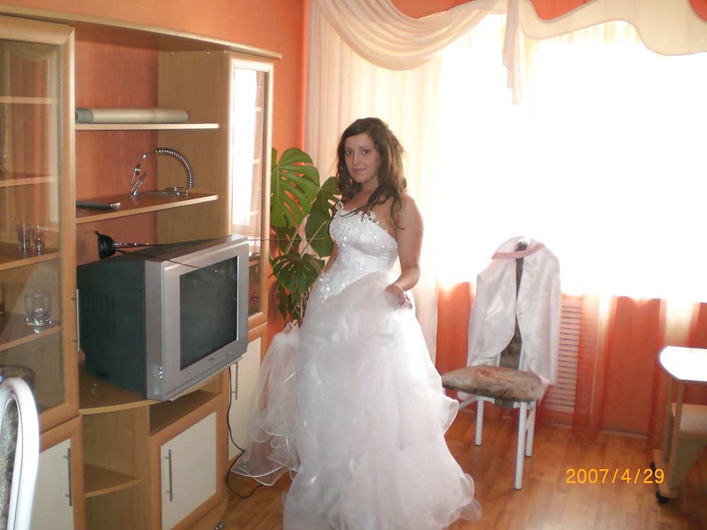Free Russian Bride photos