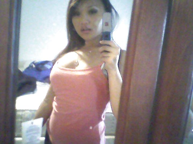 Free Amateur Asian photos