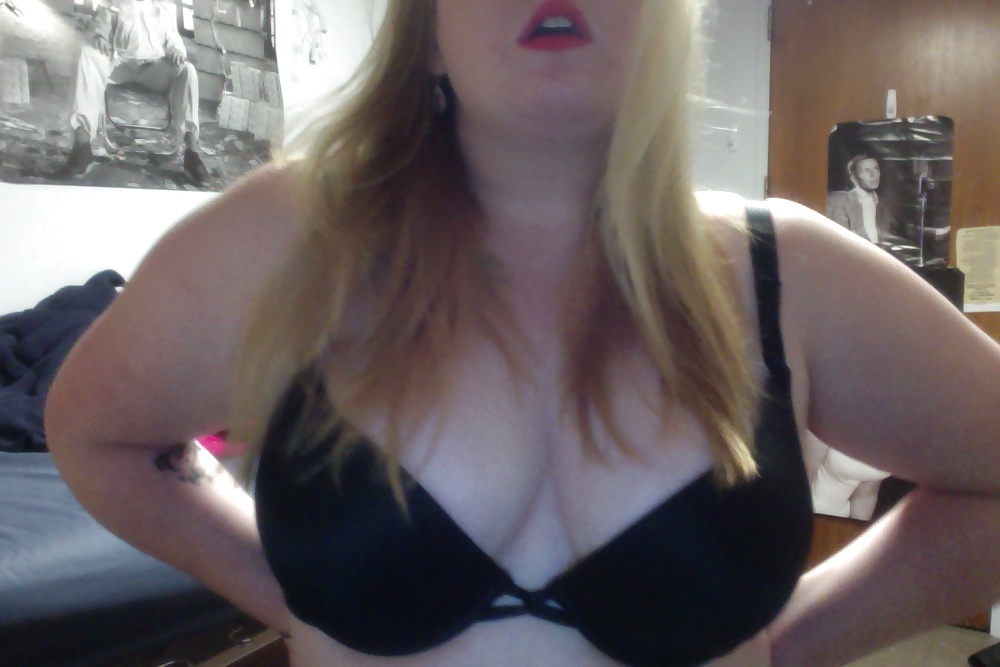 Free BBW - Clean your room! photos
