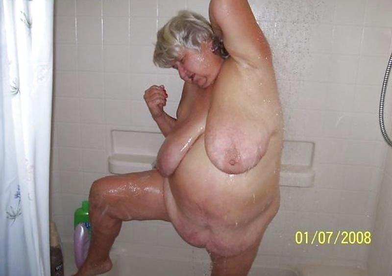 Free Grandma with saggy tits. photos