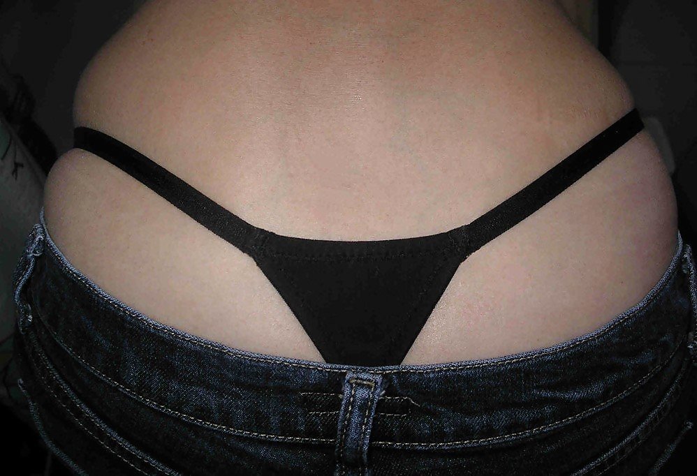 Free Thongs Volume V photos