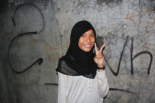 Free Awek tudung tak cun sangat photos