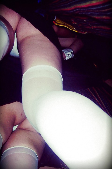 Free UPSKIRT THONG photos