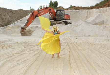 queen of excavators         