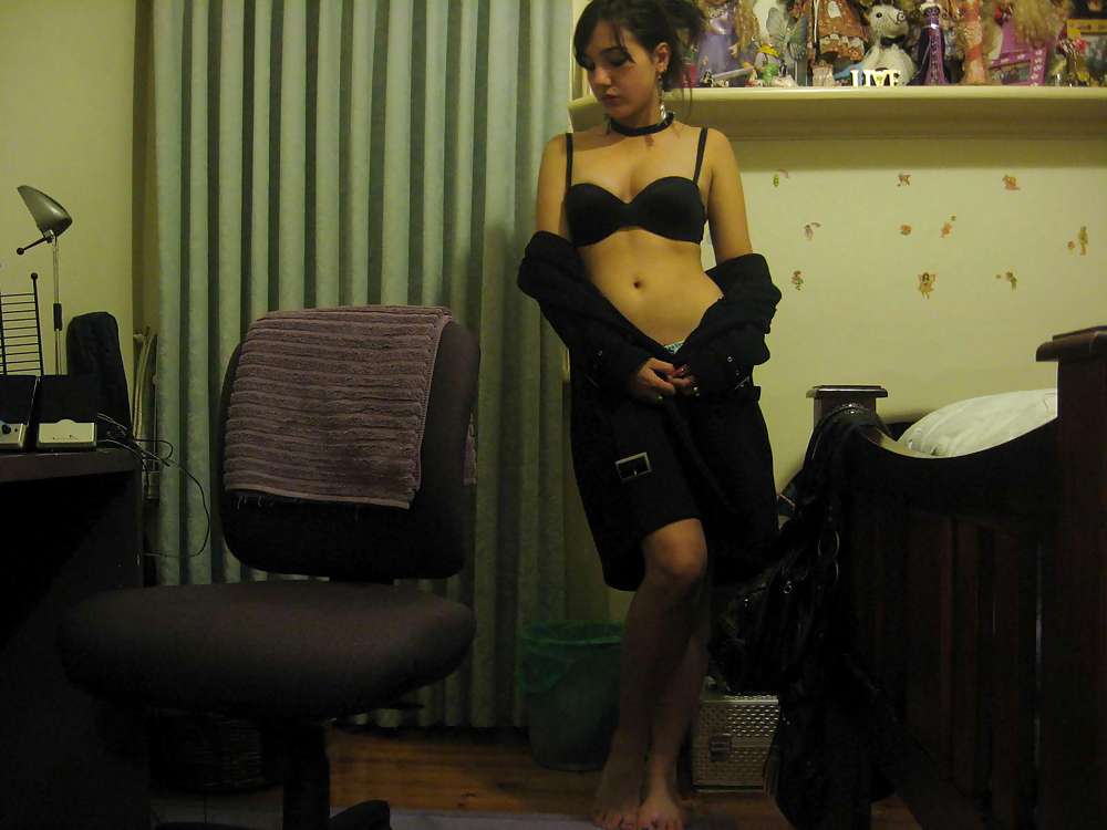 Free tiny latino photos