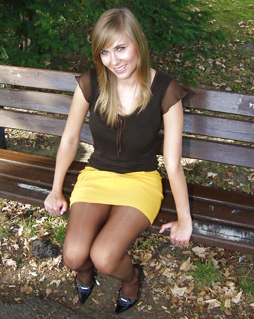 Free Hot pantyhose babes 72 photos