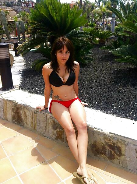 Free Alba Riesco Garcia photos