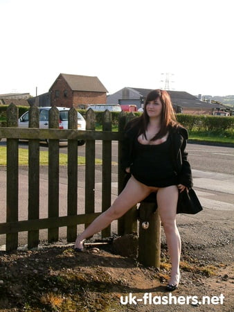 exhilitionist at uk flashers         