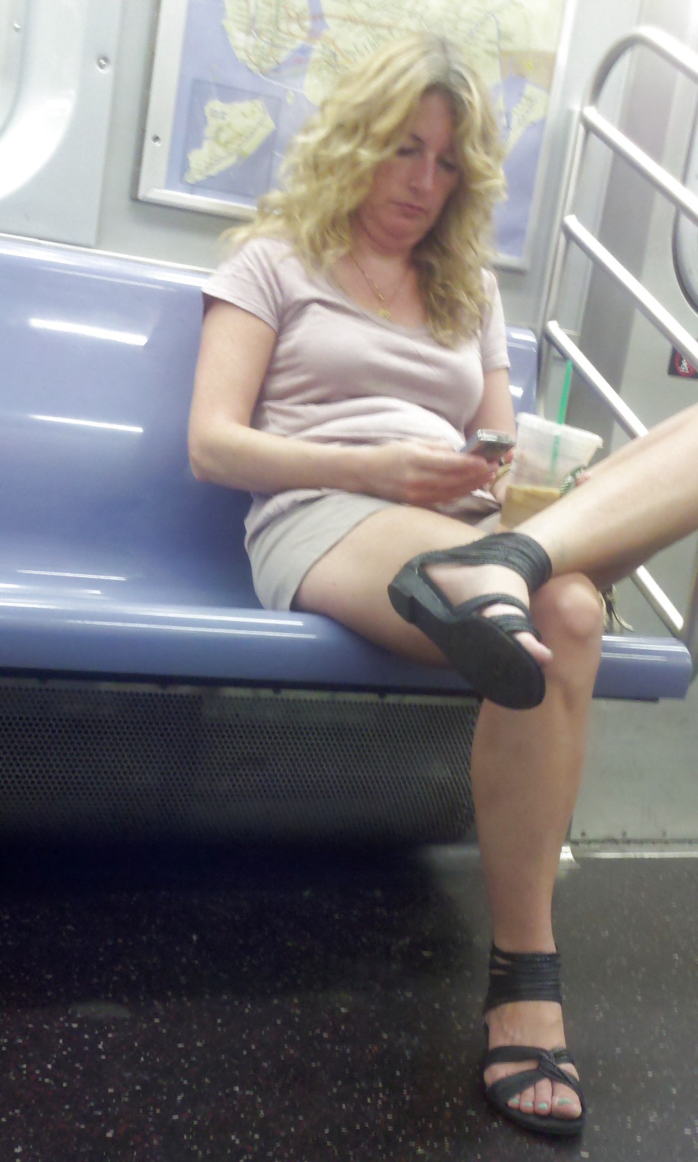 Free New York Subway Girls 24 photos