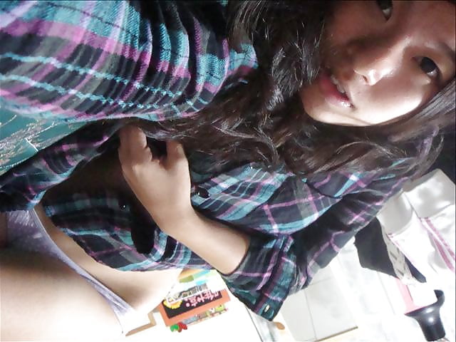 Free A Taiwan slut photos