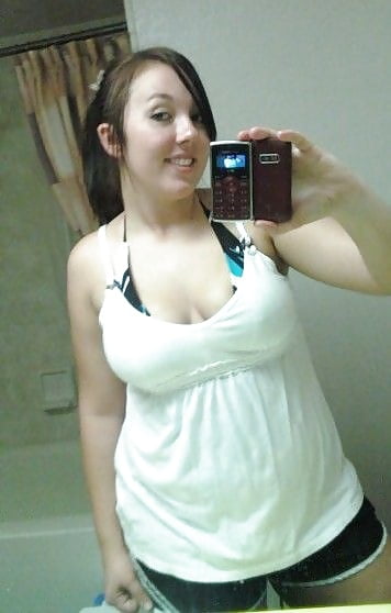 Free Cute chubby teen photos