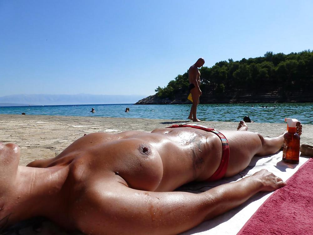 Free Nackte Titten und mehr am Strand... photos