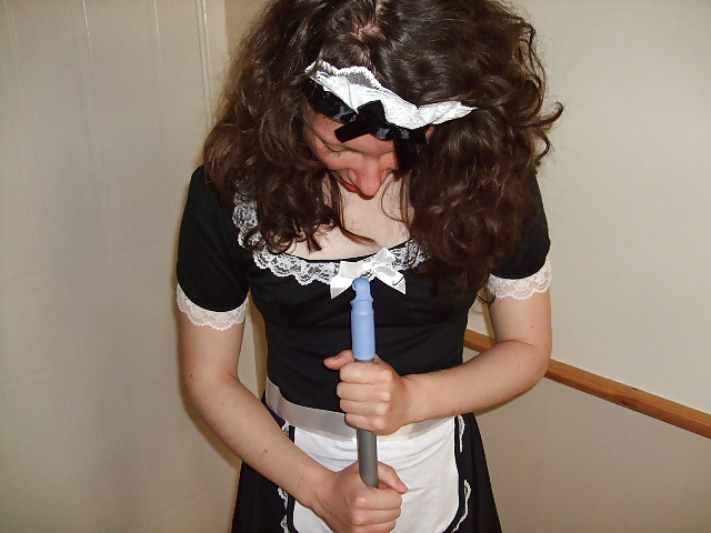 Free French Maid photos