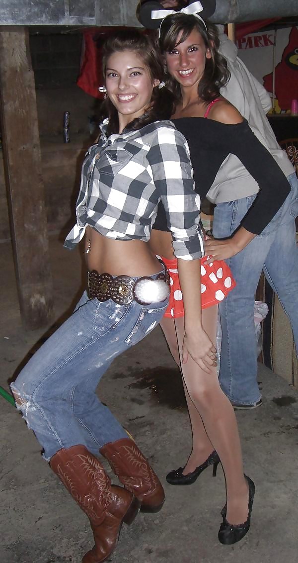 Free Halloween Sluts photos