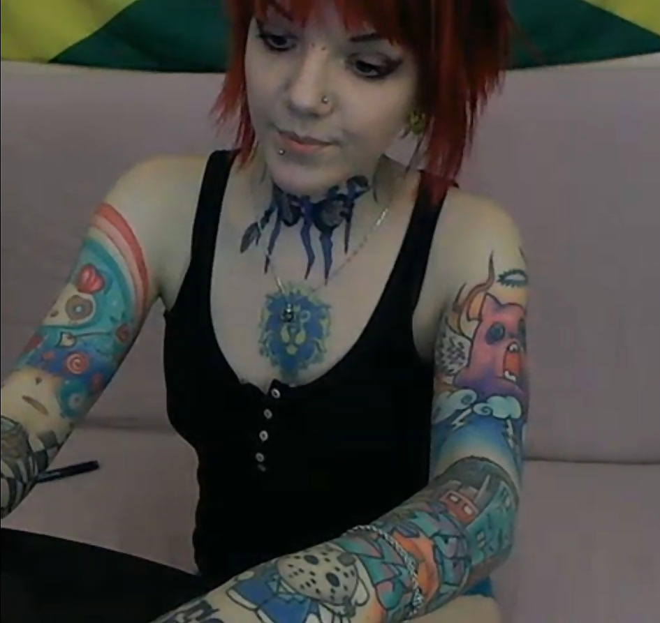 Free Emo girls with nice tattoos photos