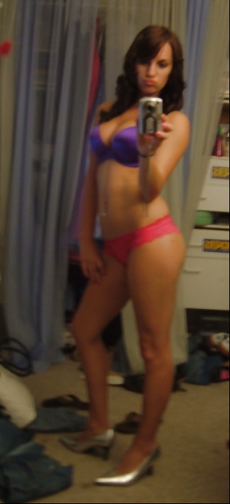 Free Priscilla Selfshots photos