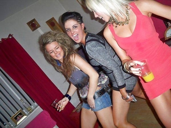 Free Fb Sophie Watson photos