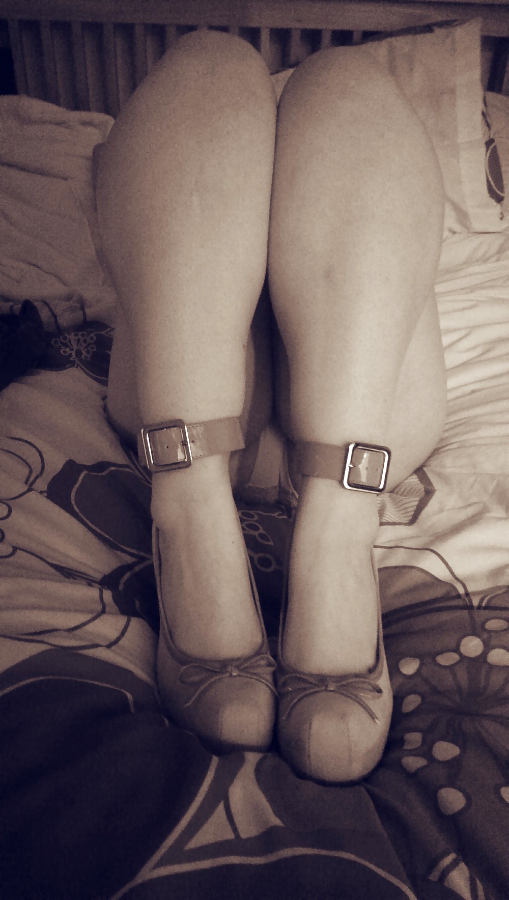 Free Alana posing for me photos