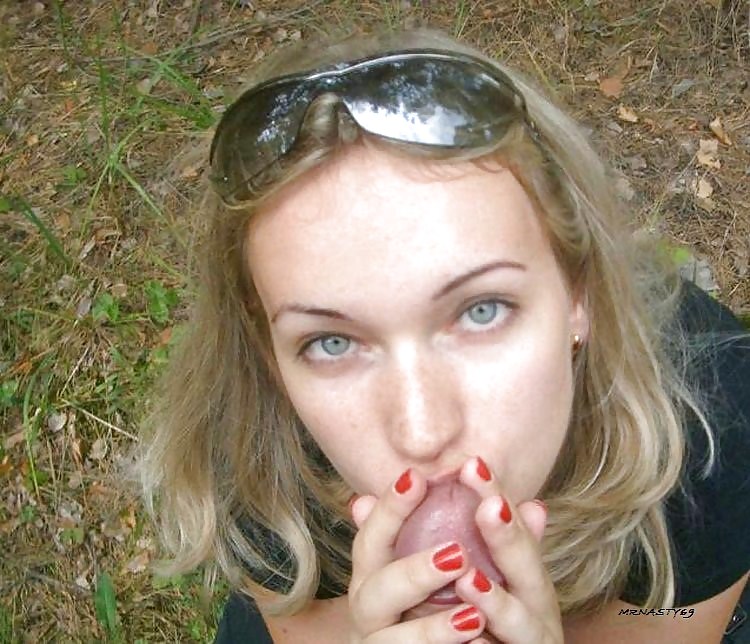 Free Wife With Sexy Eyes Sucking Dick And Getting Fucked Outside photos