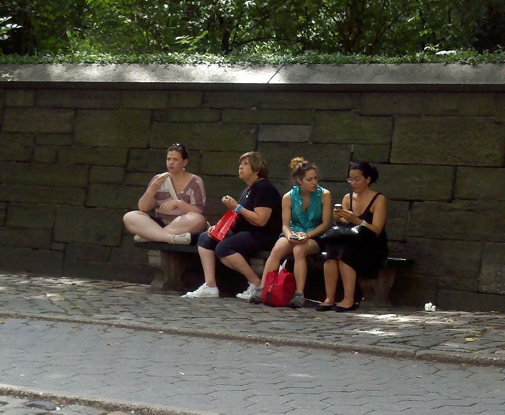 Free New York Upper East Side Central Park Girls photos