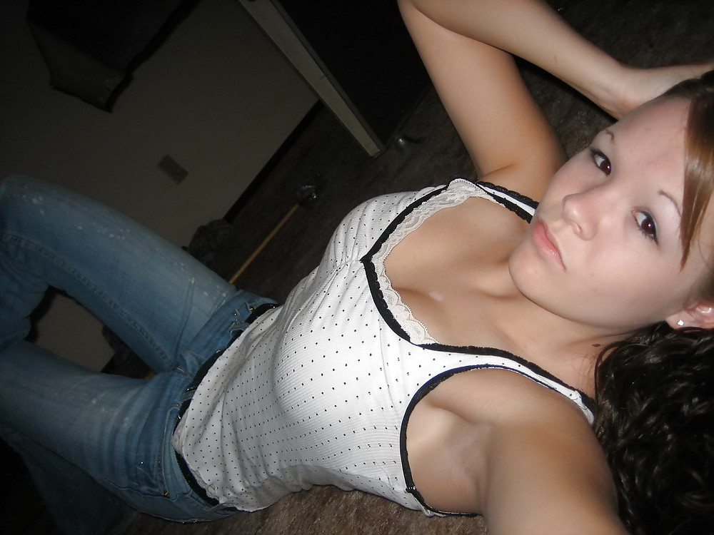 Free SmutDates.com User ID Cali8Teen photos