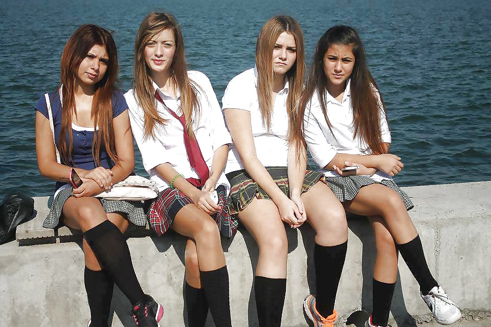 Free Liseli Kizlar photos