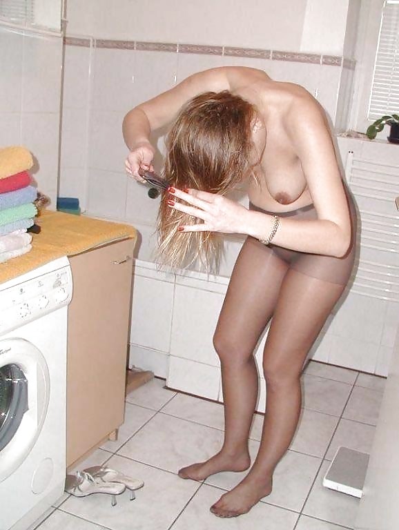 Free Getting Ready- Voyeur Candid Surprised Collection photos