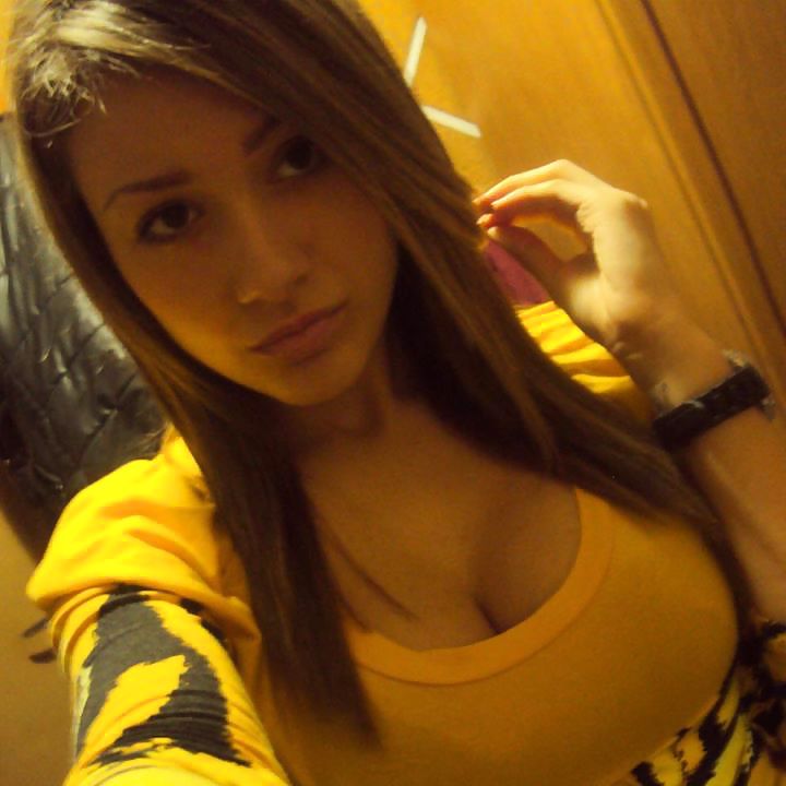 Free Bulgarian: Ioana photos