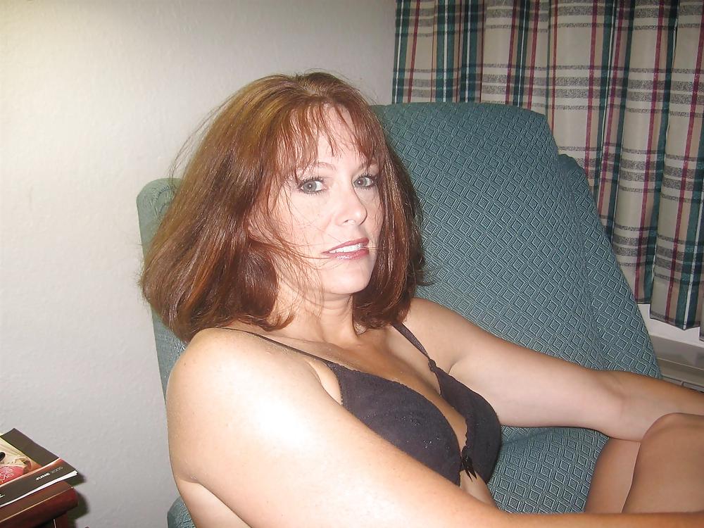 Free SEXY AND HOT MILF photos